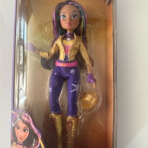 UNICORN ACADEMY Sophia Colorful Fashion Doll with Purple Outfit